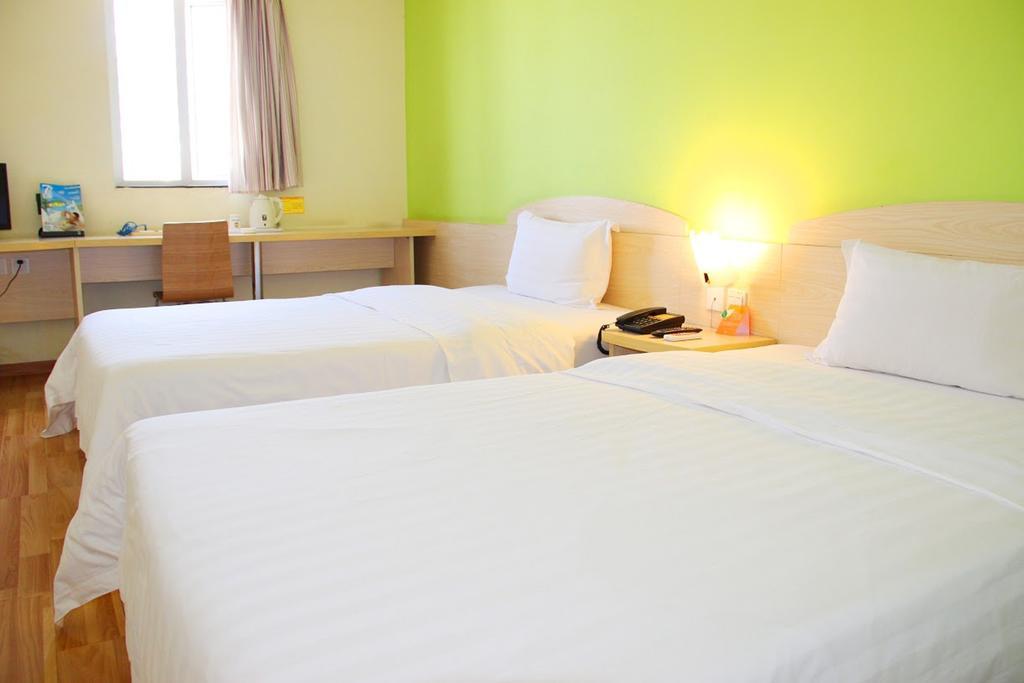 7Days Inn Chongqing Daxigou Renhe Street المظهر الخارجي الصورة